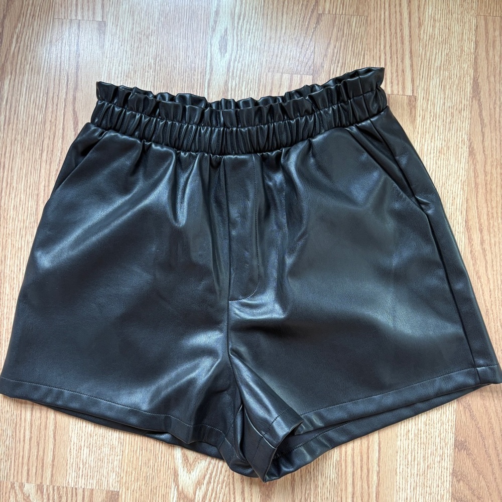 NWT BB Dakota by Steve Madden leather shorts